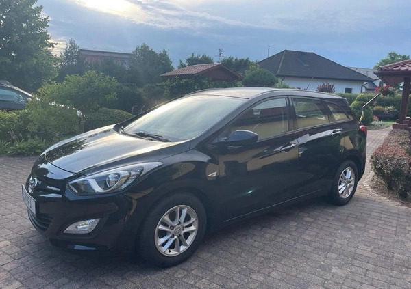 dolnośląskie Hyundai I30 cena 37899 przebieg: 106420, rok produkcji 2014 z Siewierz